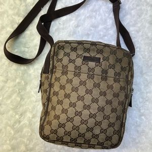 Gucci cross body bag vintage